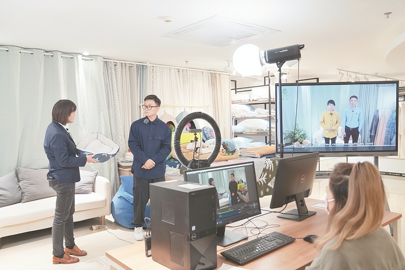 踔厉奋发接续奋斗奋力书写高质量发展“汇鸿答卷”