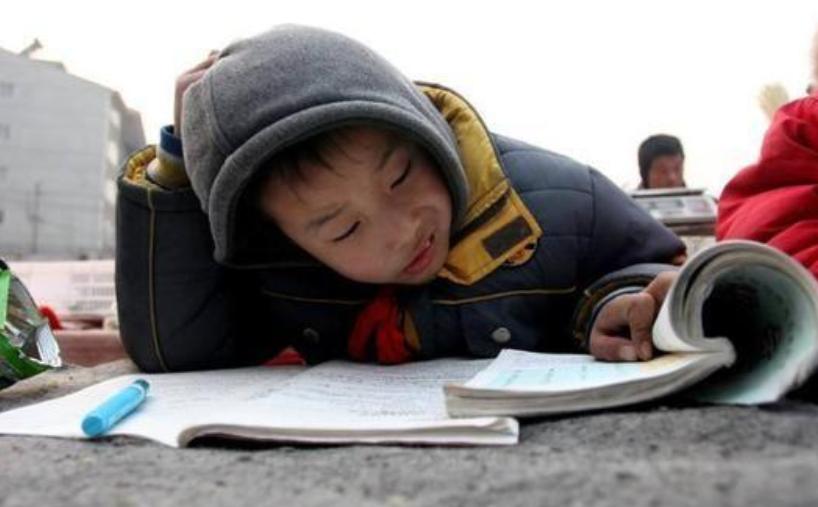 让孩子学习自律家长该怎样做,怎样把孩子培养成一个自律的人