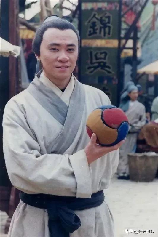 根据人体运动学设计运动鞋,从人体工程学角度分析设计