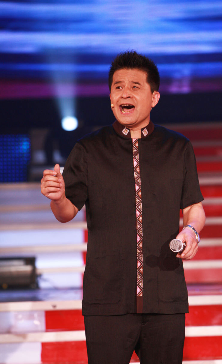 64岁毕福剑，也走到了今天，如此“落魄”