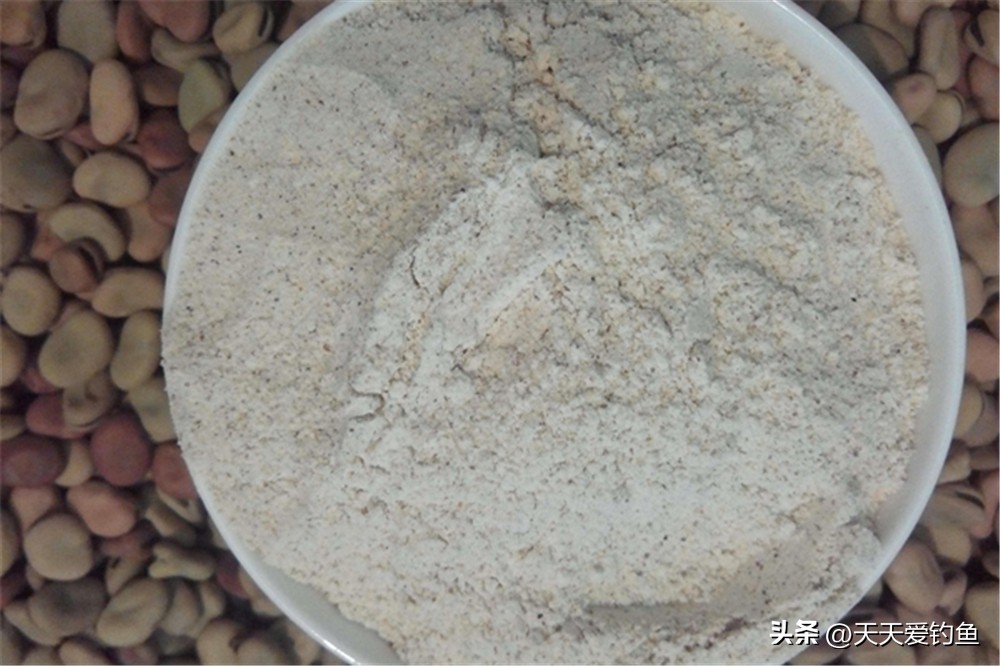 野钓快速聚鱼的绝密饵料,十大钓鲫鱼饵料配方