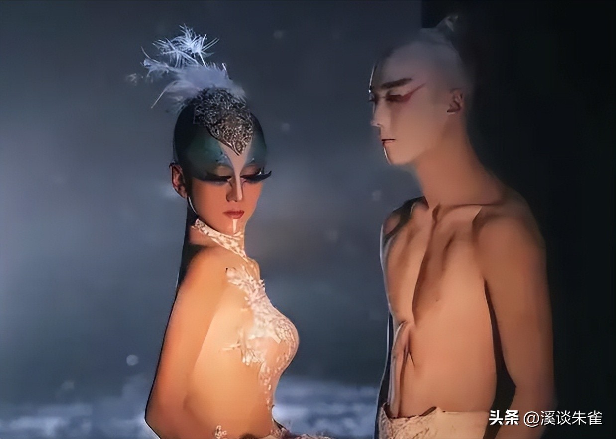 “一丝不挂”还不知廉耻！内娱为艺术献身的流氓真相，该打破了