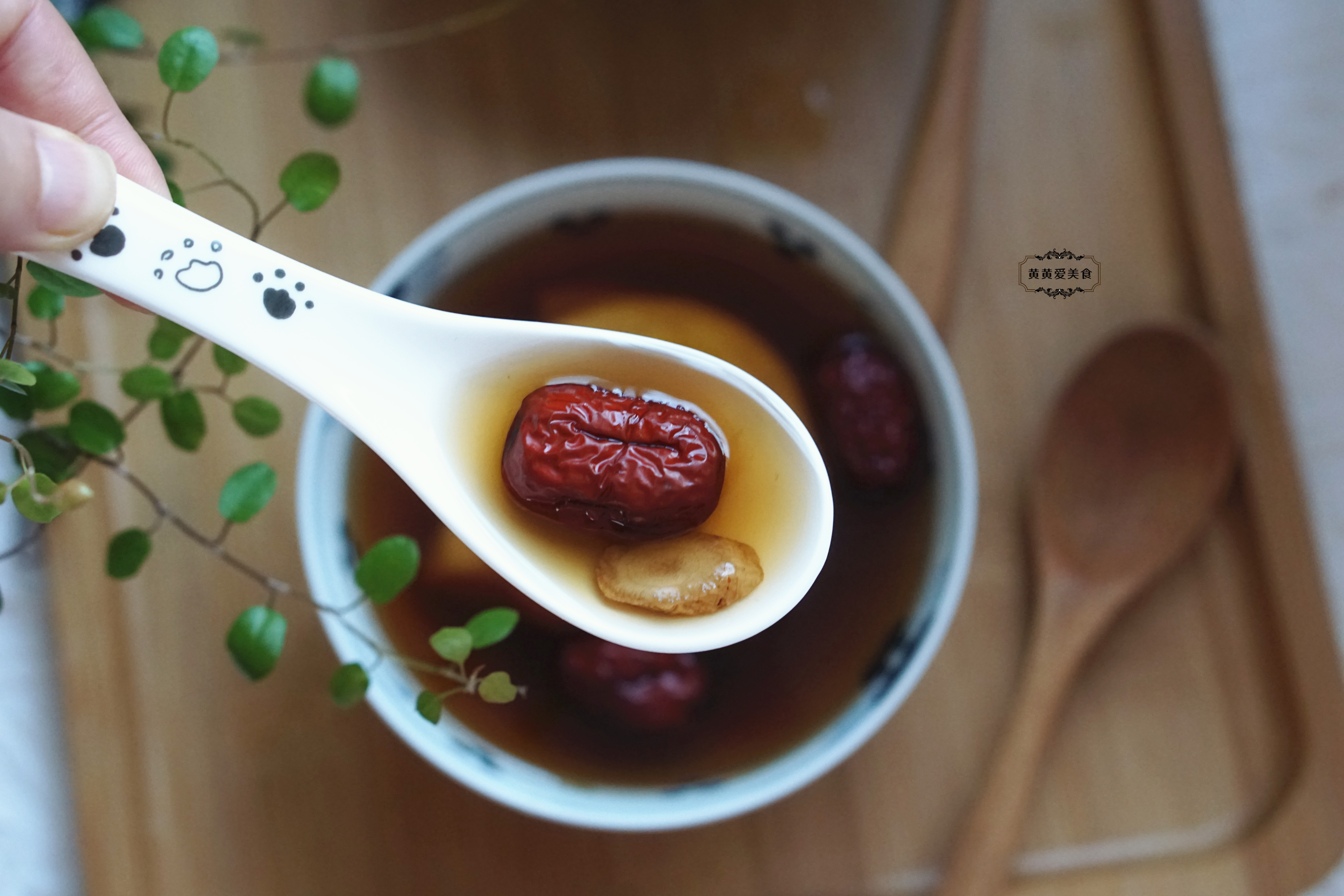 喝这几款茶滋阴润燥,用温火煮对身体好的组合茶