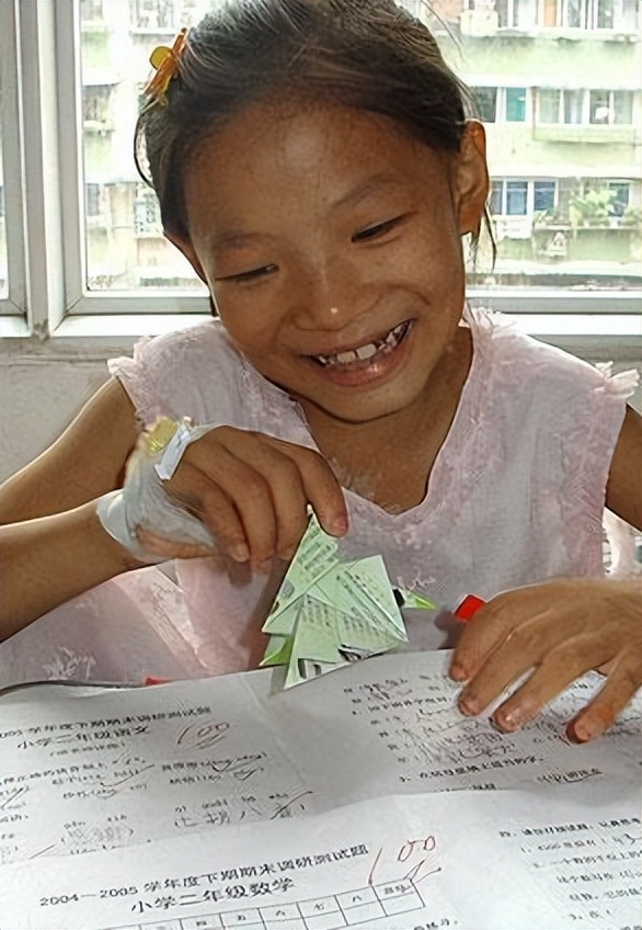 7岁女孩身患绝症自愿放弃治疗,八岁女孩罹患绝症生命仅剩三年