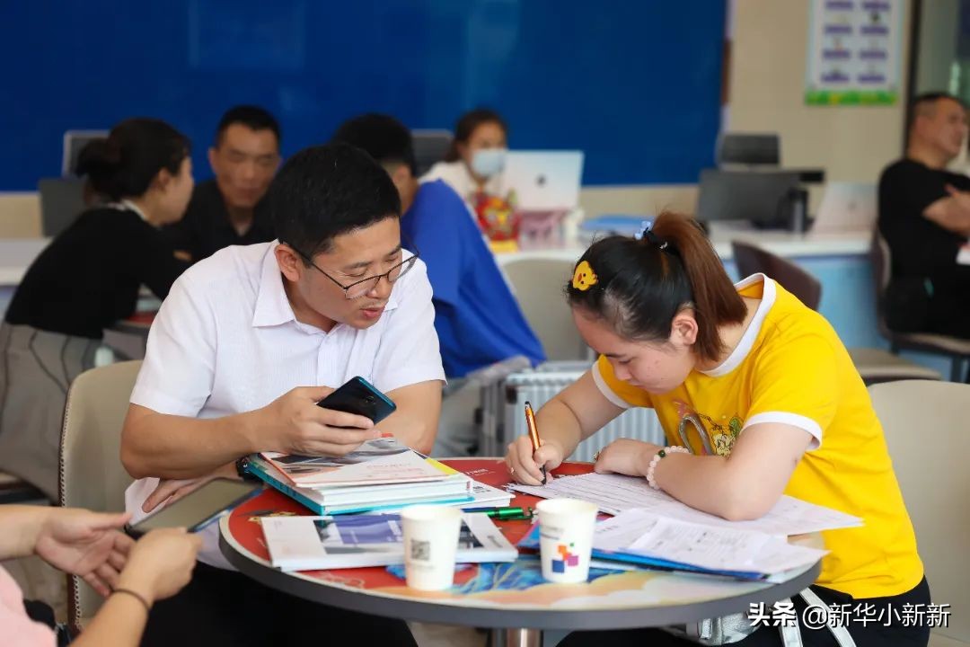 长沙新华火热招生中,长沙新华学院招生电话
