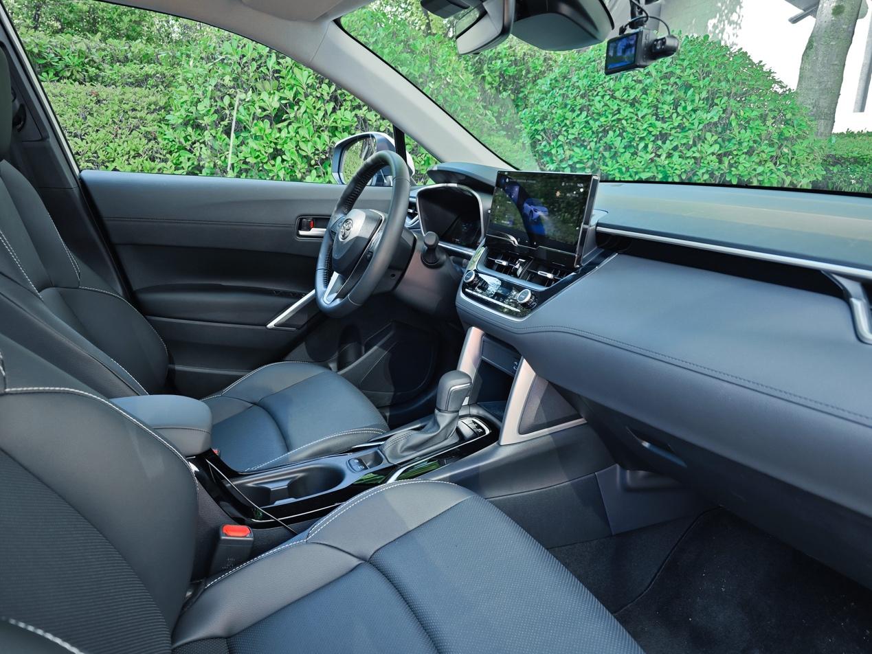 广汽丰田全新锋兰达智能电混双擎,广汽丰田锋兰达智能双擎试驾评测