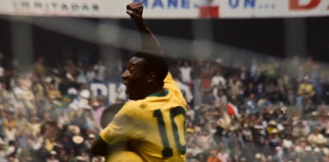 巴西球王贝利个人资料简介,球王贝利坎坷的传奇成名之路