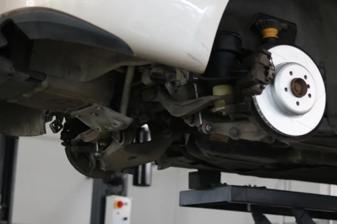 翻新一台12年的宝马,翻新一辆宝马五系