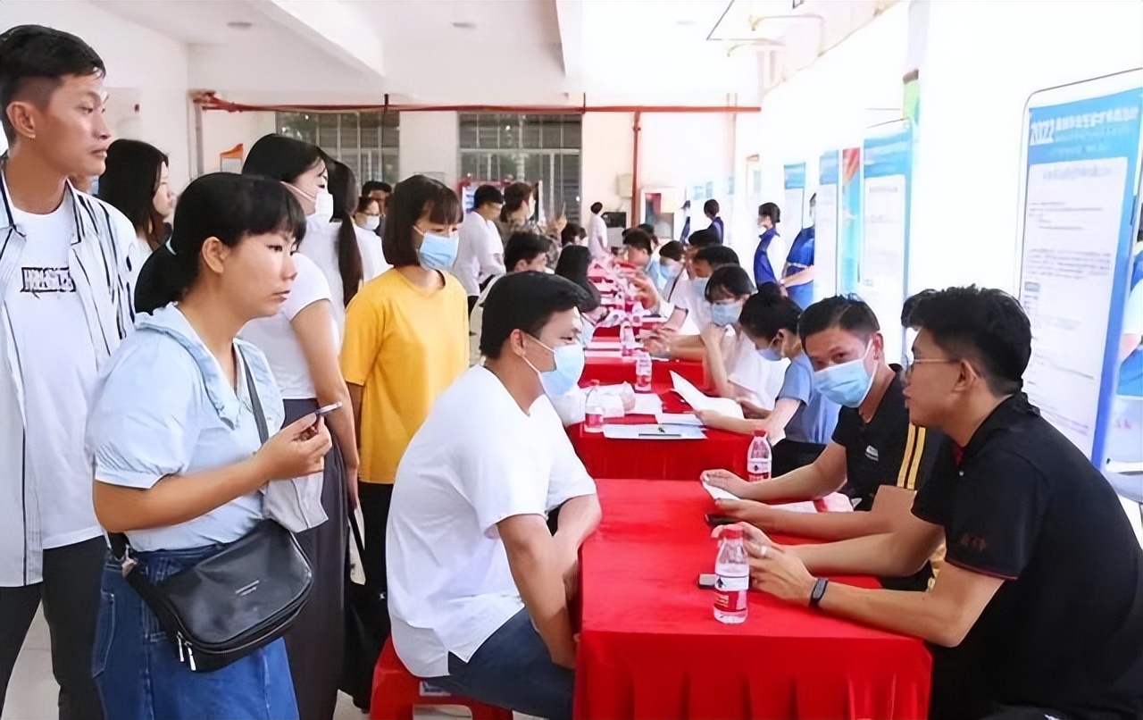 校招跟社招对公司的区别,社招和校招差距大吗