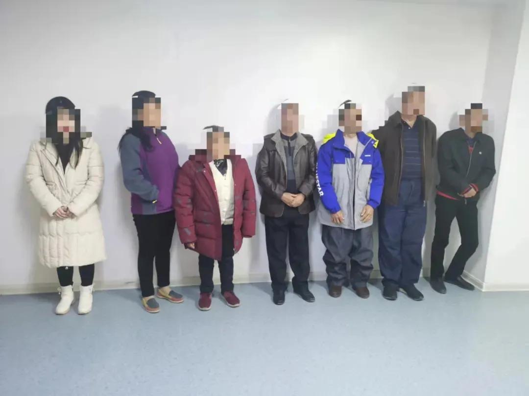 我国内地禁止任何个人和组织经营“*合六**彩”，请周知！