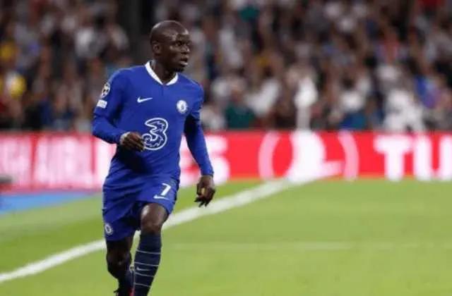 足球回忆当家球星重回老东家,足坛80后黄金一代落幕