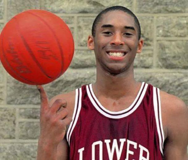 科比·比恩·布莱恩特（KobeBeanBryant）高中期