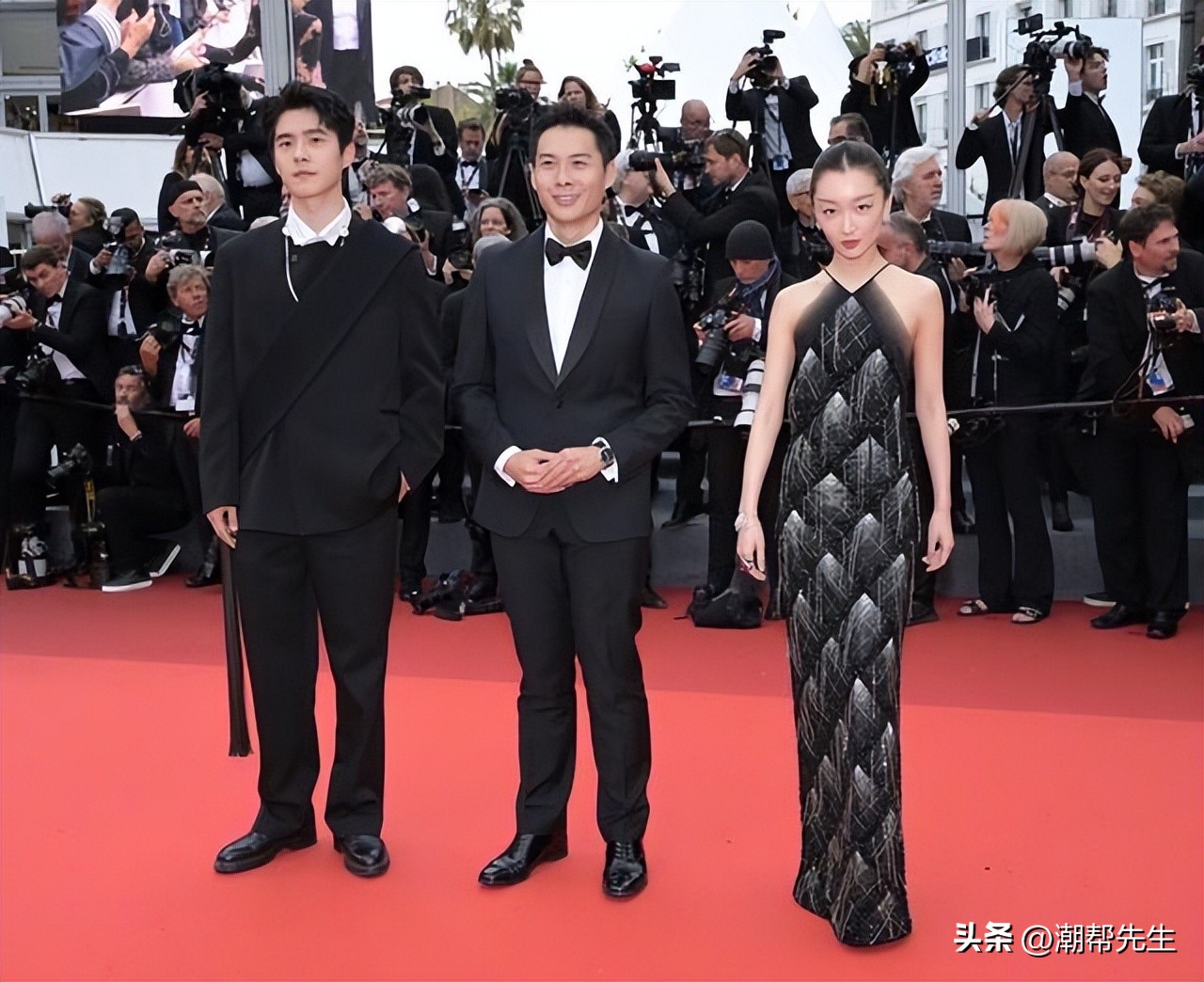 周冬雨走红毯换造型师了吗,周冬雨造型改变思路