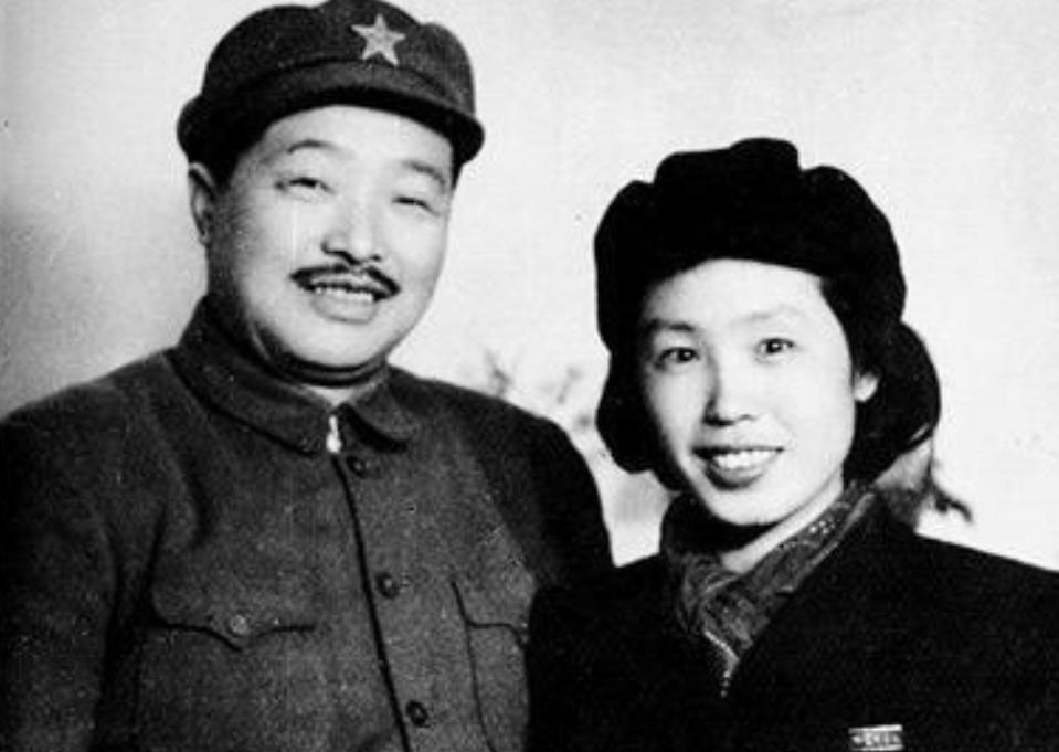 十大元帅夫人新中国成立后都担任什么工作，1955年有几人授衔