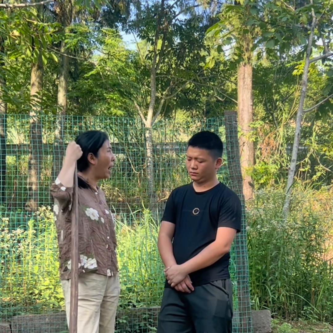 一无所有的时候所有人都远离你,当你一无所有的时候谁都会离开你