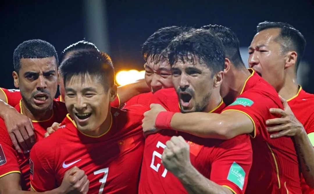 李铁卸任李霄鹏,李铁离开卓尔后的主教练