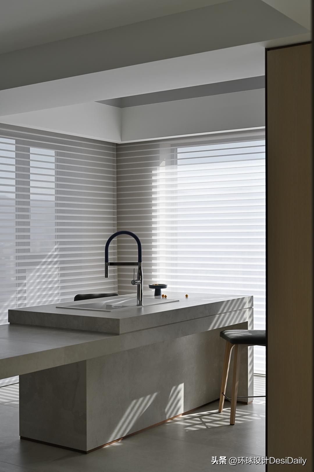 首发.刘捷｜680㎡极简顶复，空纳万境【环球设计3124期】