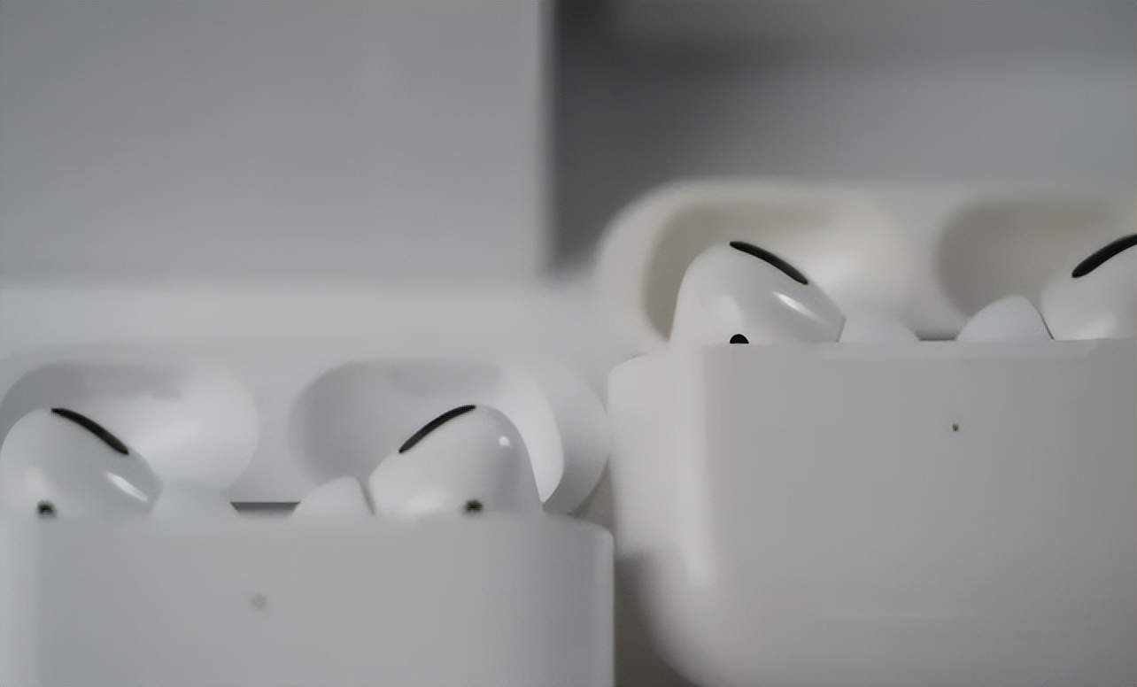 华强北耳机普通版和高品质怎么买,华强北顶配耳机与正品耳机的比较