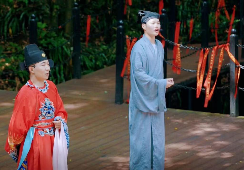 徽州过大年|【齐云山春节专享】2天1晚低至599！新年烟花秀、线下集五福、财神巡游…年味超浓！