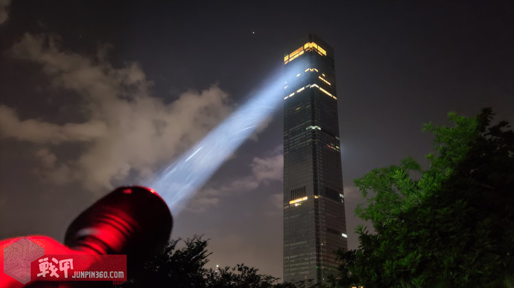 纳丽德p82同级别的手电,纳丽德哪一款远射手电好