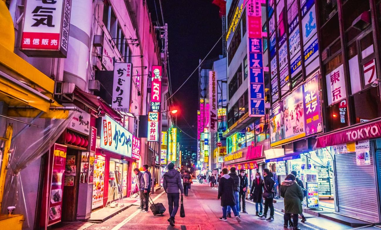 日本大衰退时期普通民众怎么生活,日本未来出路在哪里