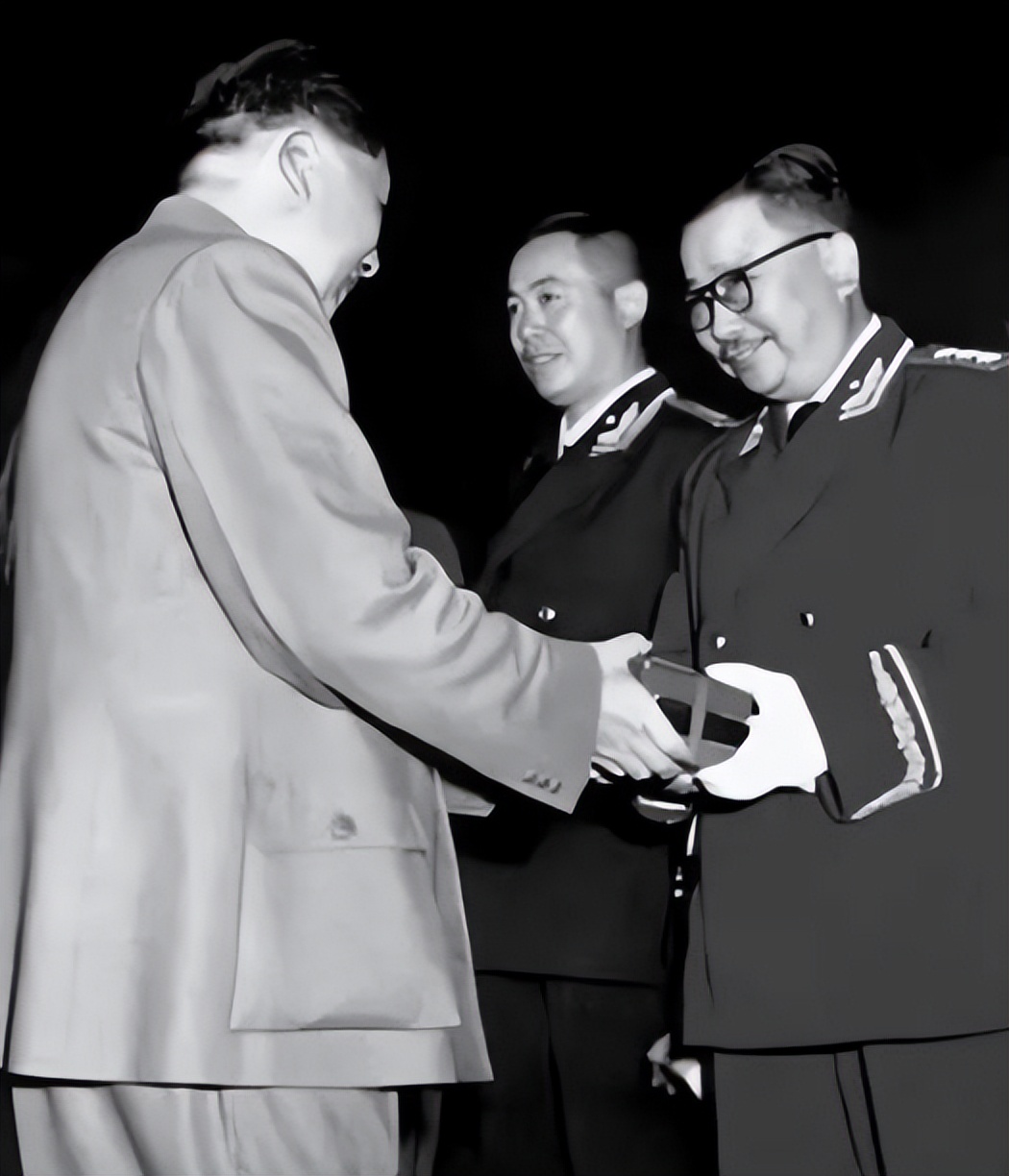 特工之王李克农因何而死？国内外猜测不断，其子李伦亲自说出答案