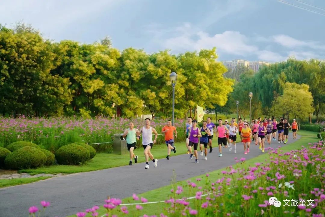 周末徒步免费景点攻略,此生必打卡的山跟徒步路线
