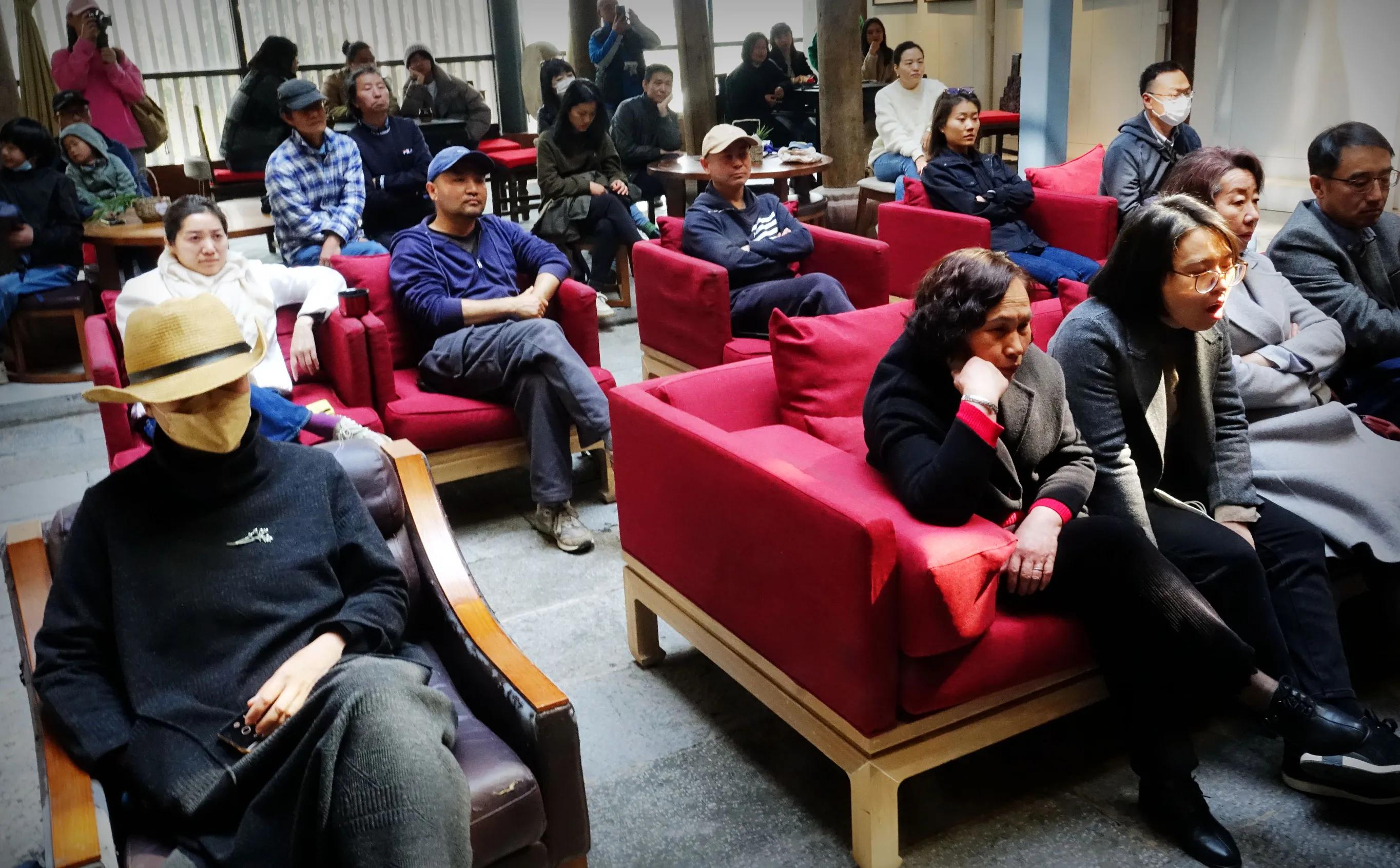 文献名邦在大理古城哪个门,文献名邦与白族服饰之美