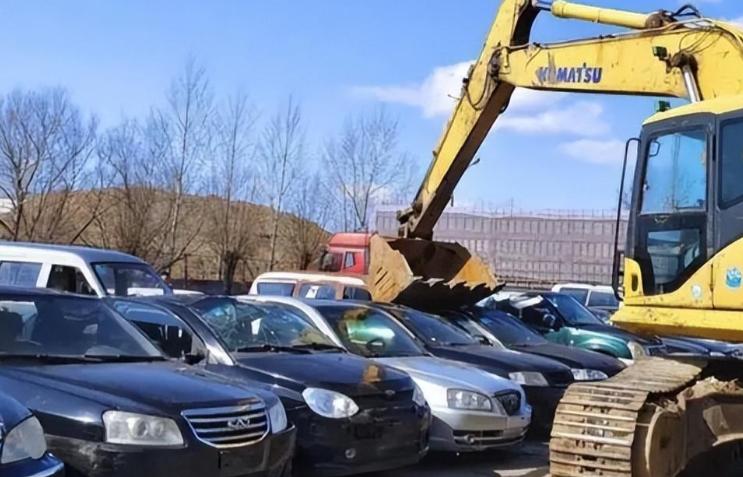 需要报废的汽车怎么处理,报废汽车卖到黑市国家怎么处理