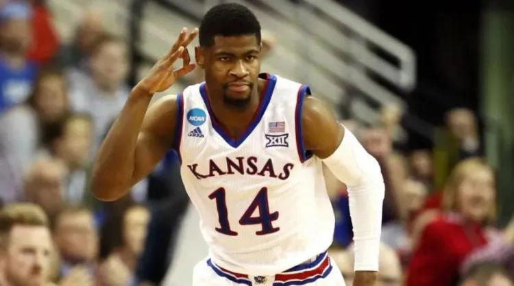 首钢范子铭男篮最新信息,新疆男篮对广东男篮范子铭