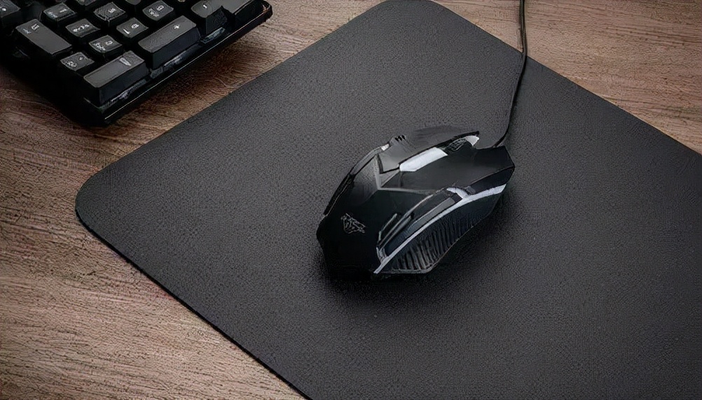 电脑鼠标突然失灵教你一招解决,电脑屏幕卡着不动了键盘鼠标失灵