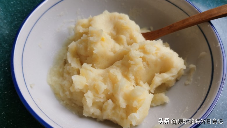 kfc黄金鸡块和原味鸡块哪个更好吃 (kfc黄金鸡块配方)