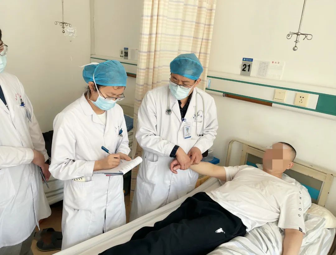 青岛徐刚大夫,青岛中西医结合医院徐文刚