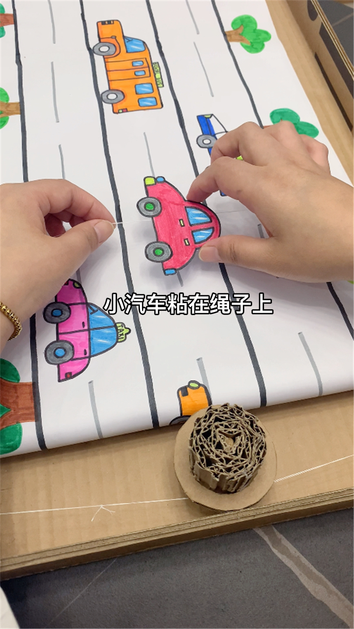 用纸箱做既简单又好玩的赛车,超好玩的纸箱赛车玩具视频