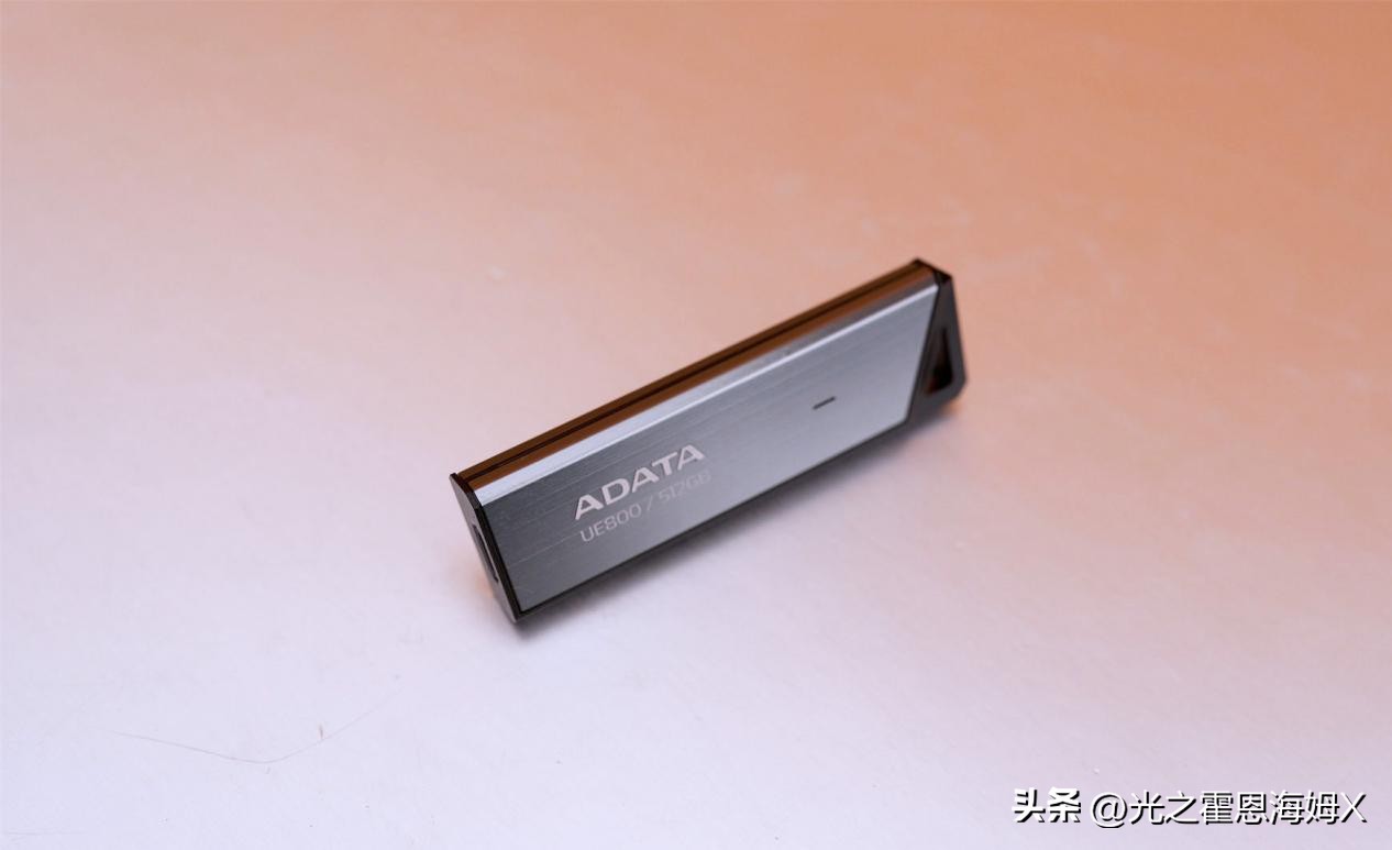 u盘实体店买还是在网上买便宜,便宜u盘和贵的有什么区别