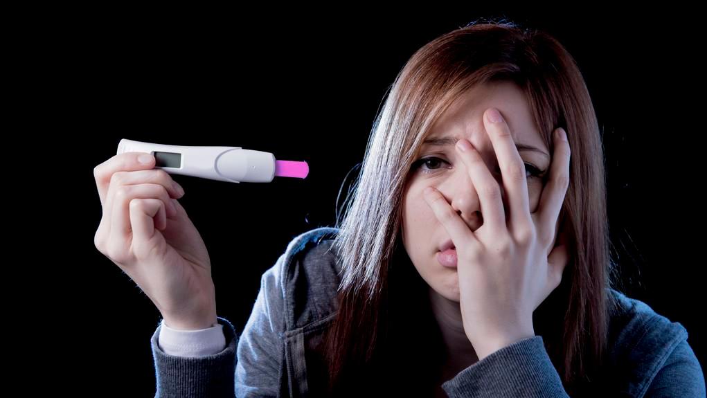 卵巢早衰是内分泌失调引起的吗,卵巢早衰和内分泌失调一样概念吗