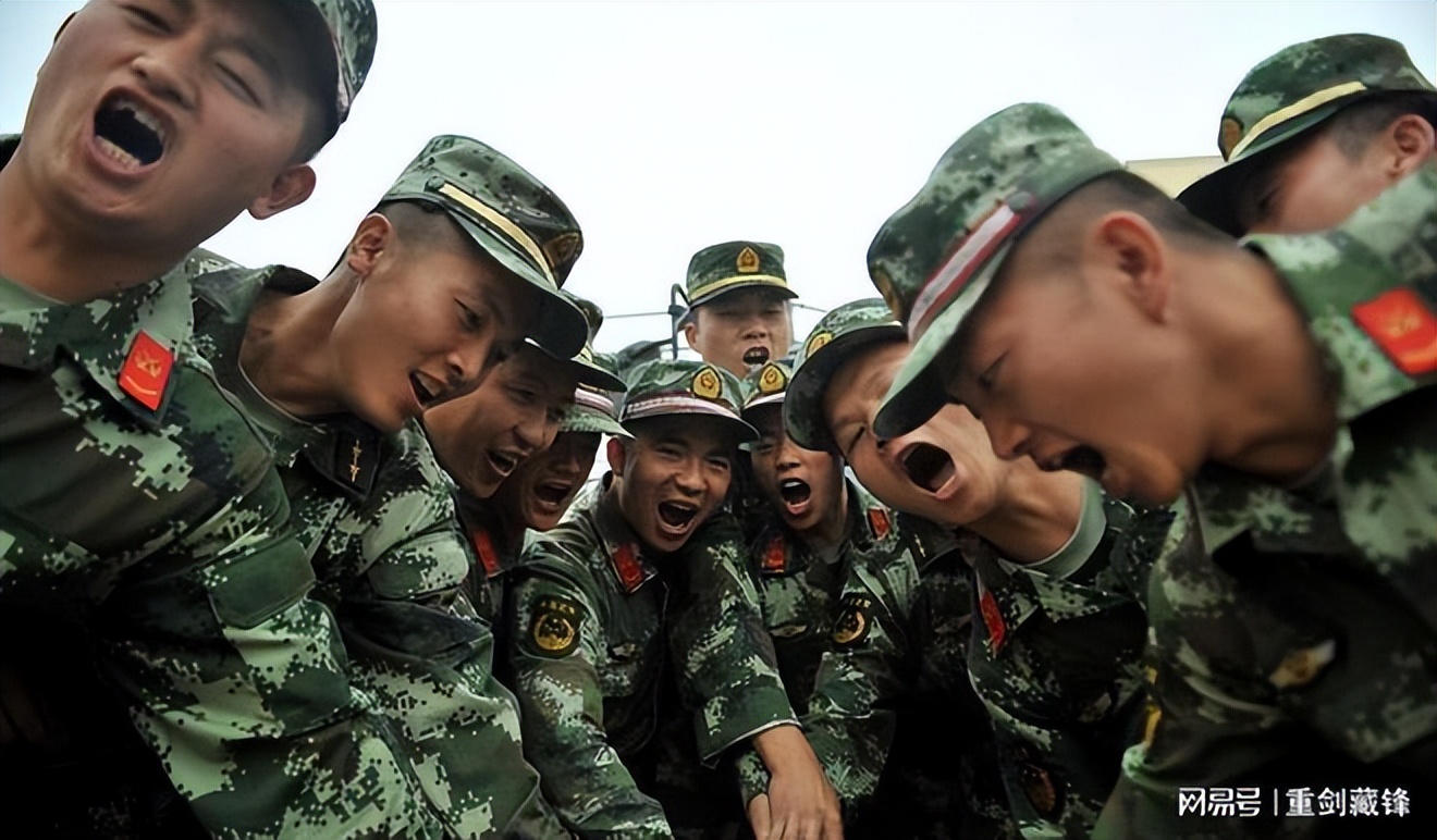 当过兵享受政策哪年开始实施的,多少年兵龄可享受光荣待遇