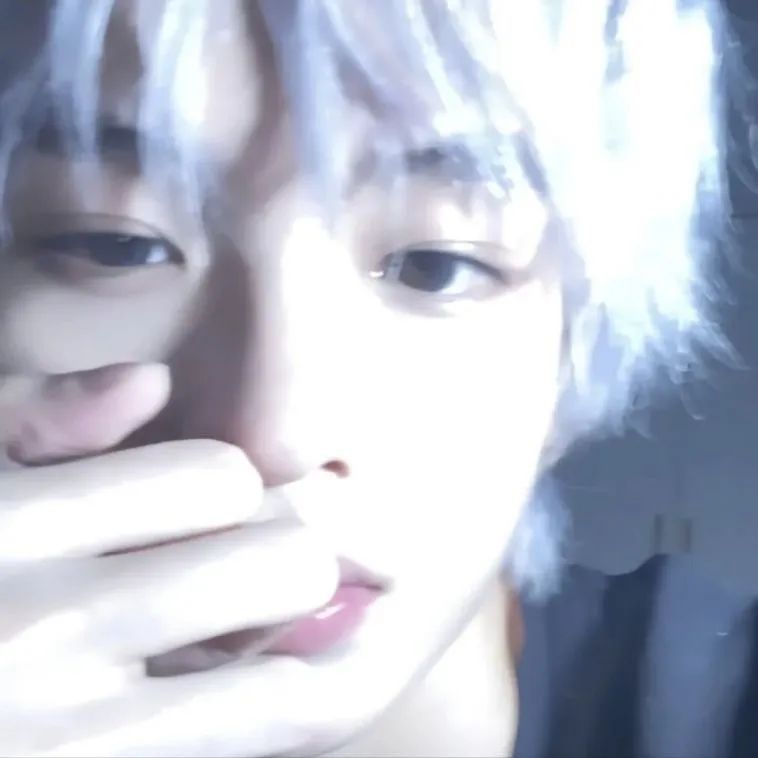 头像微信好看的,刺眼的微信头像完整版