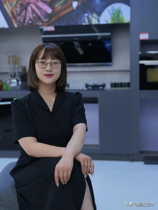 “野”了多年，90后女孩终回丽江为爸爸的公司力挽狂澜……