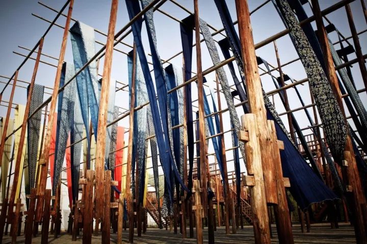 乌镇是个很美很美的地方,乌镇一个让人流连忘返的地方