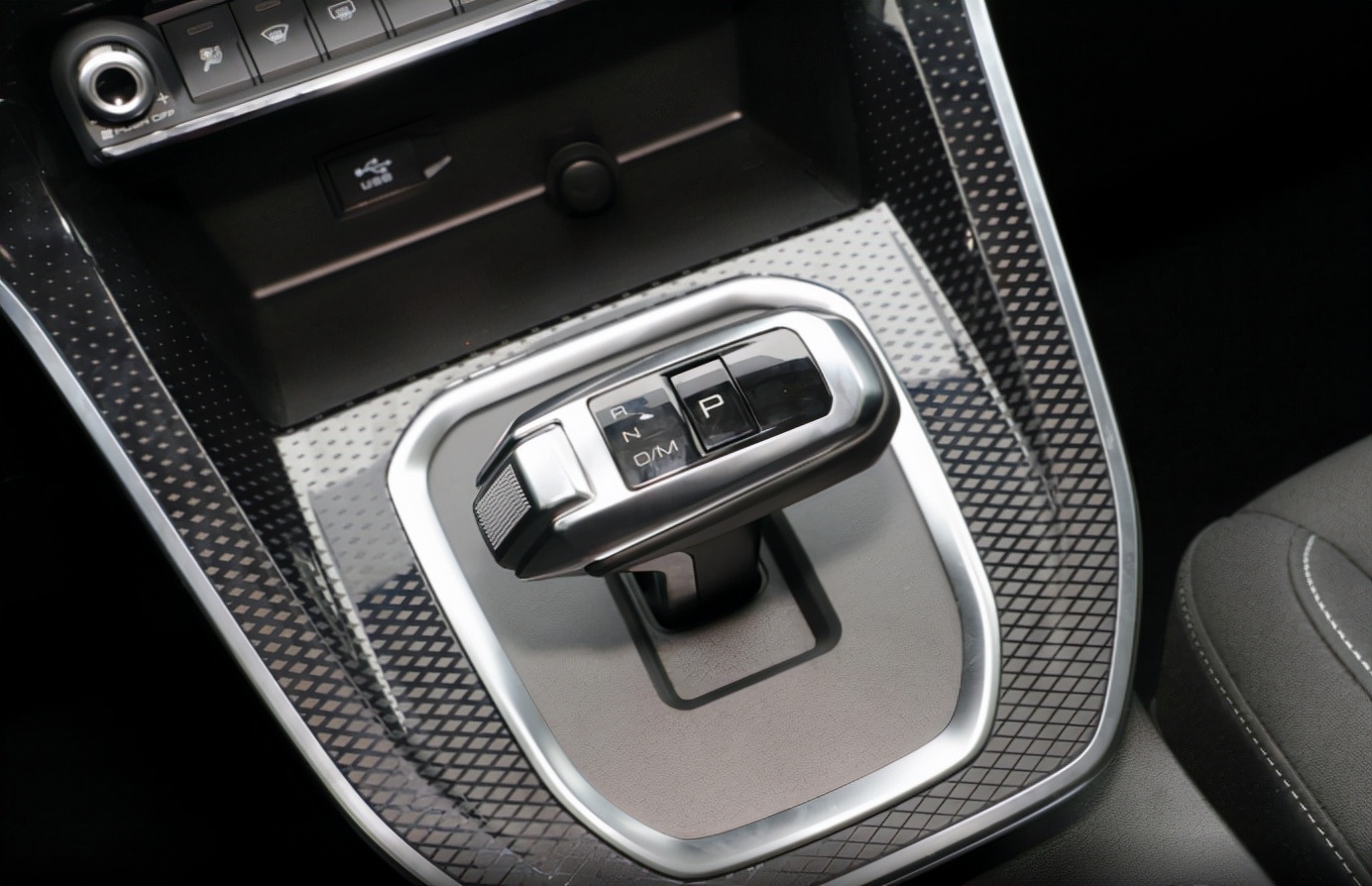 8万买自动挡suv推荐车型,最新7-8万自动挡车suv新车推荐