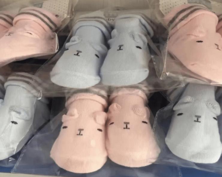 偷偷携带血样去香港，这些人要干什么？