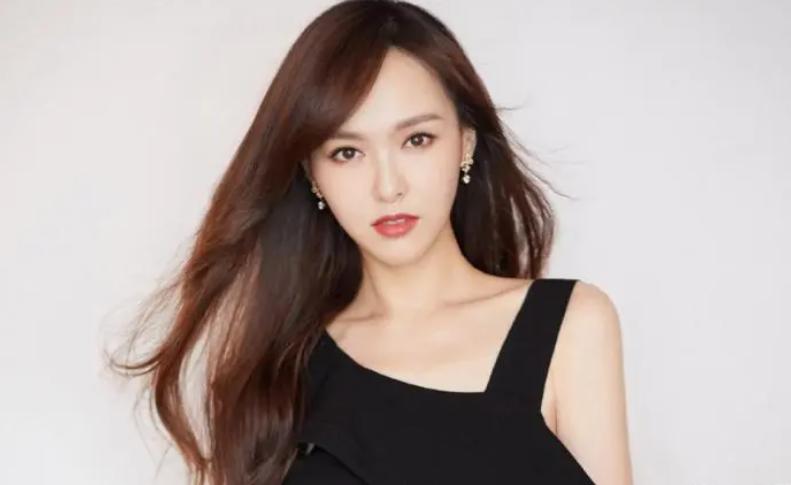 为什么头皮上有小疙瘩和脓包,头皮长疙瘩和脓包是怎么回事