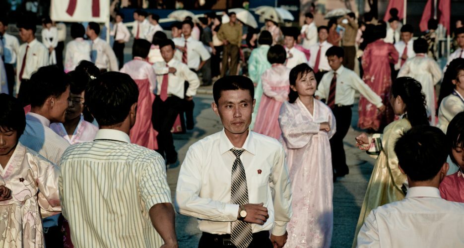 朝鲜发明的纤维,朝鲜用石头做衣服