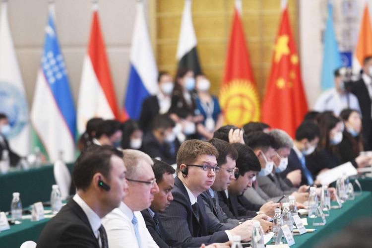 中亚的重大影响,中亚是丝绸之路的必经之地吗