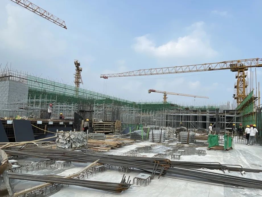 深度｜“烤验”玻璃穹顶：看起来很美，用着也要美