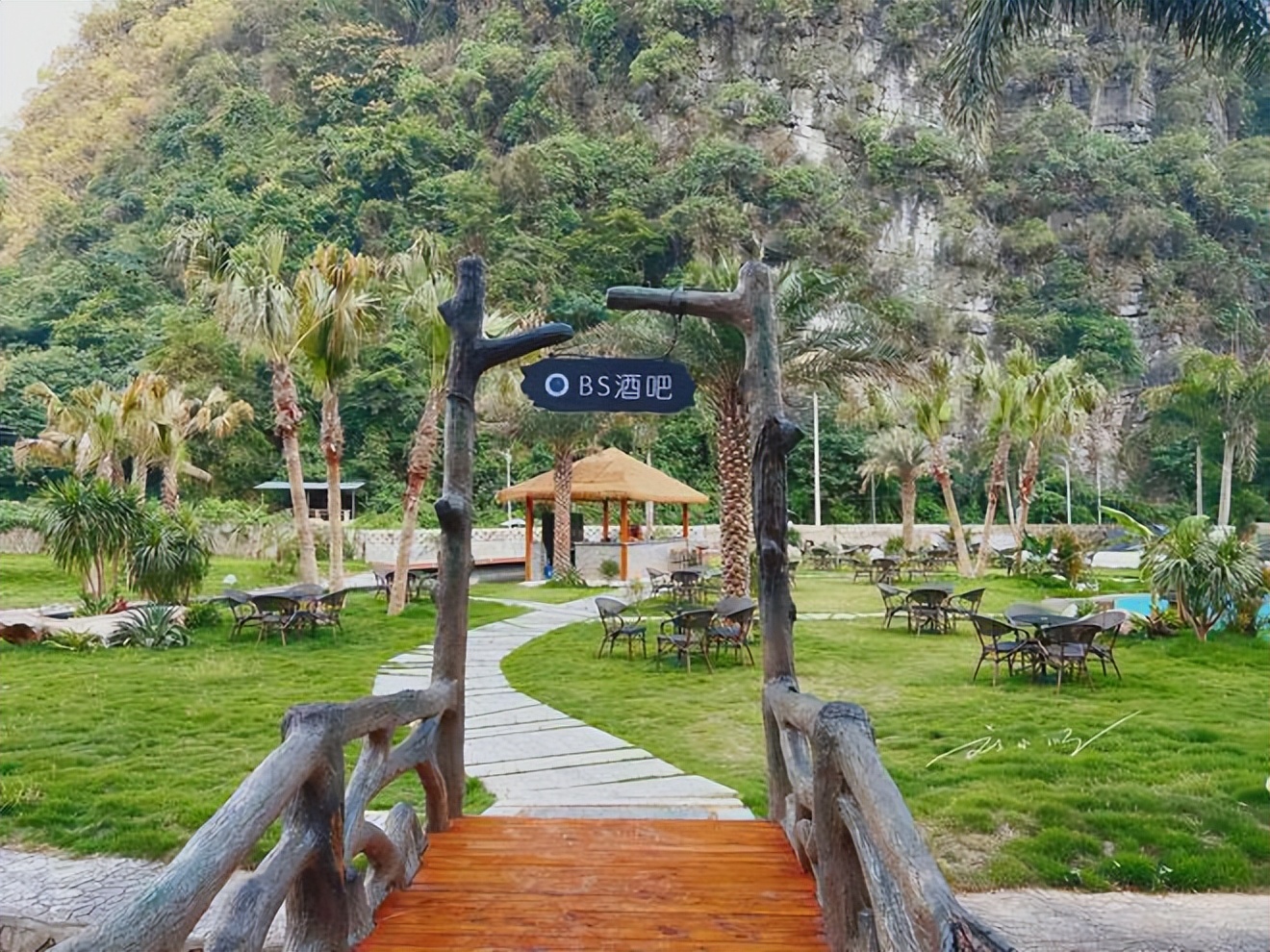 广西桂林的“网红帐篷酒店”，住在星空下，一晚上千元还供不应求