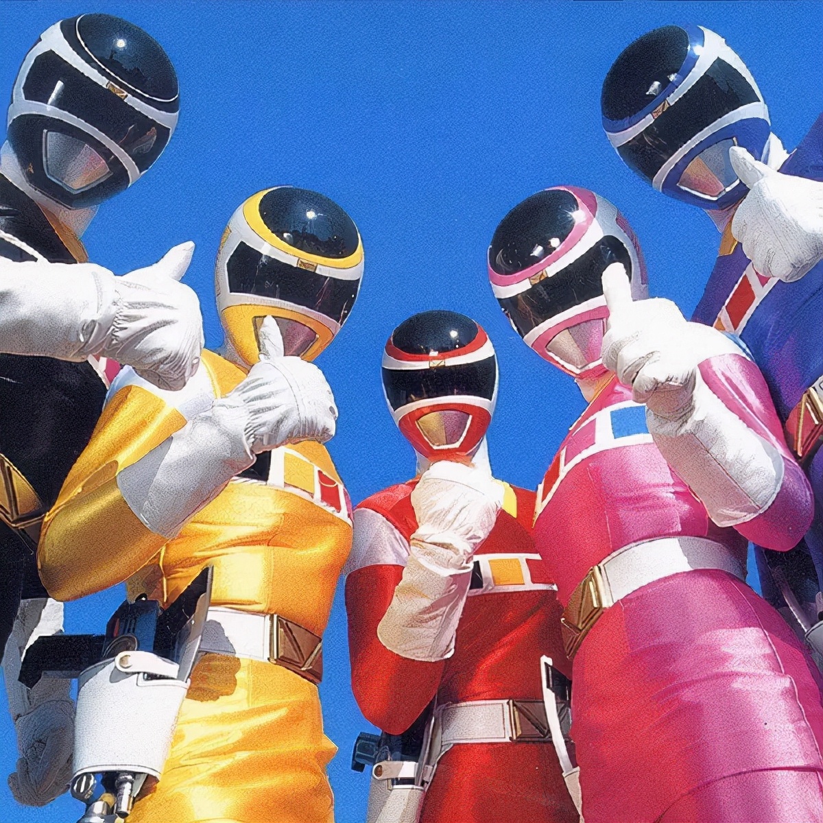 搭配的朋友圈背景图和个性签名,朋友圈签名背景图