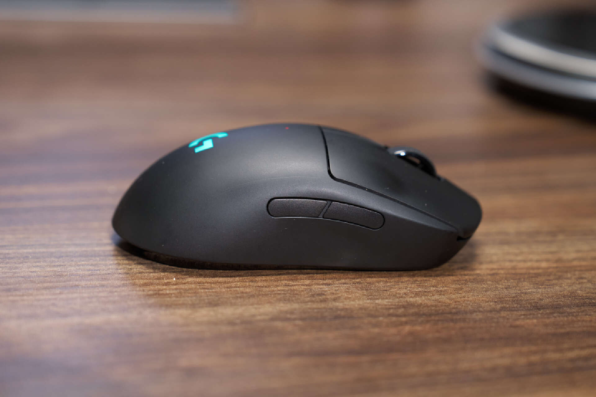 便宜鼠标和电竞鼠标外观对比,精选五款无线鼠标百元性价比之选