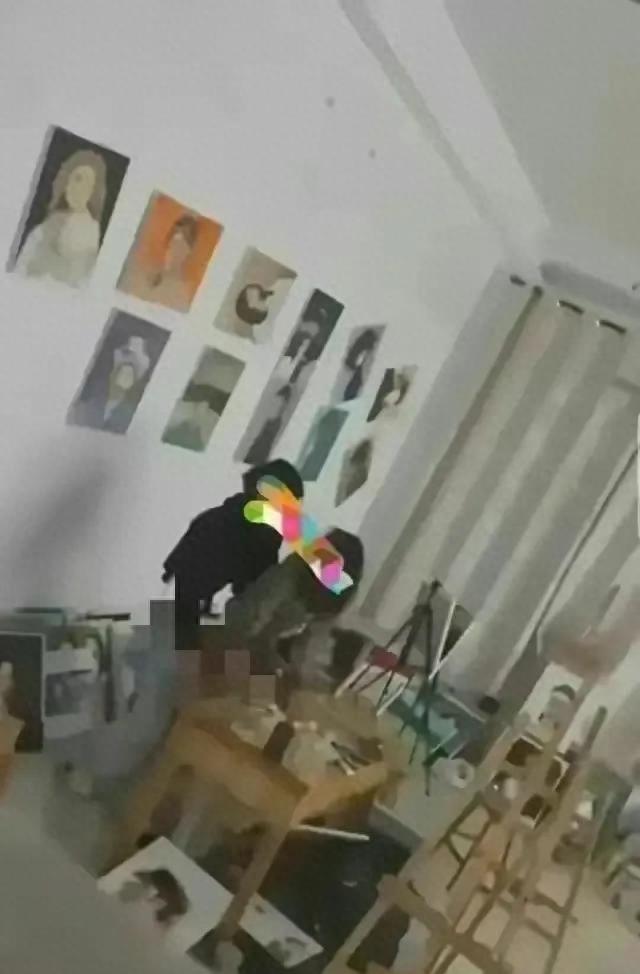 校园爱情主题绘画,校园恋爱绘画场景